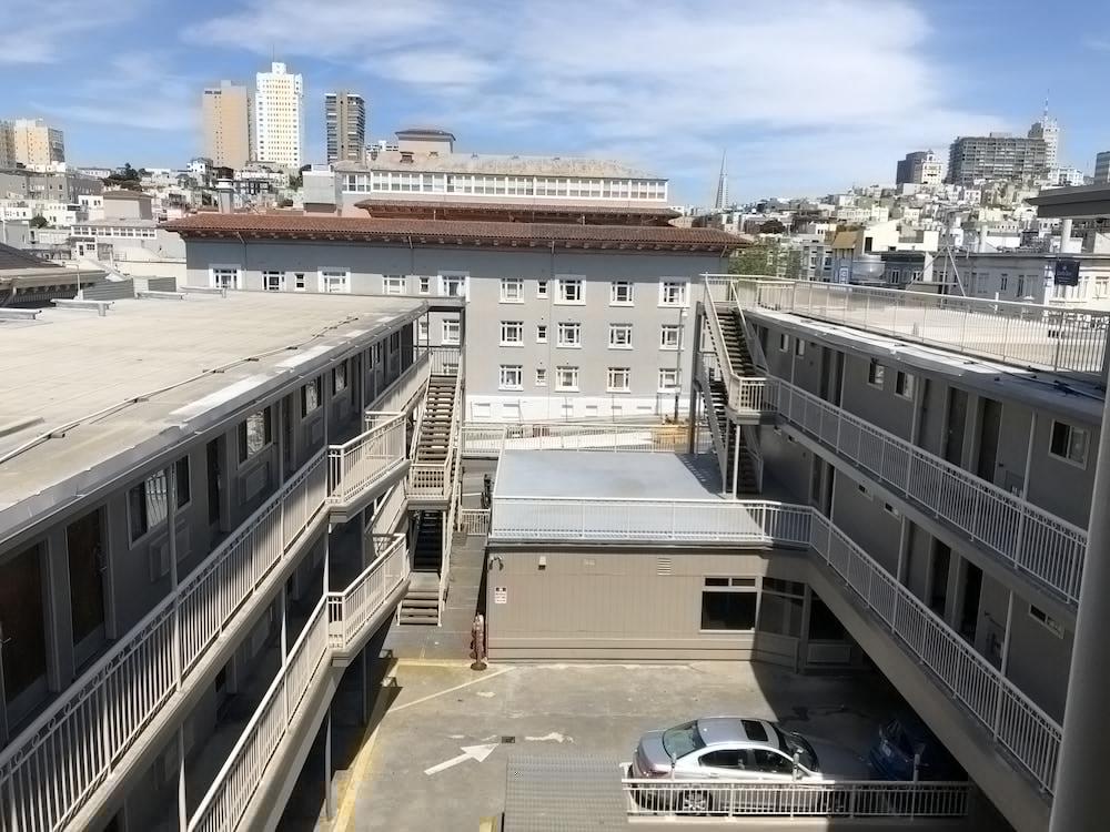 旧金山 百老汇旅馆汽车旅馆 外观 照片